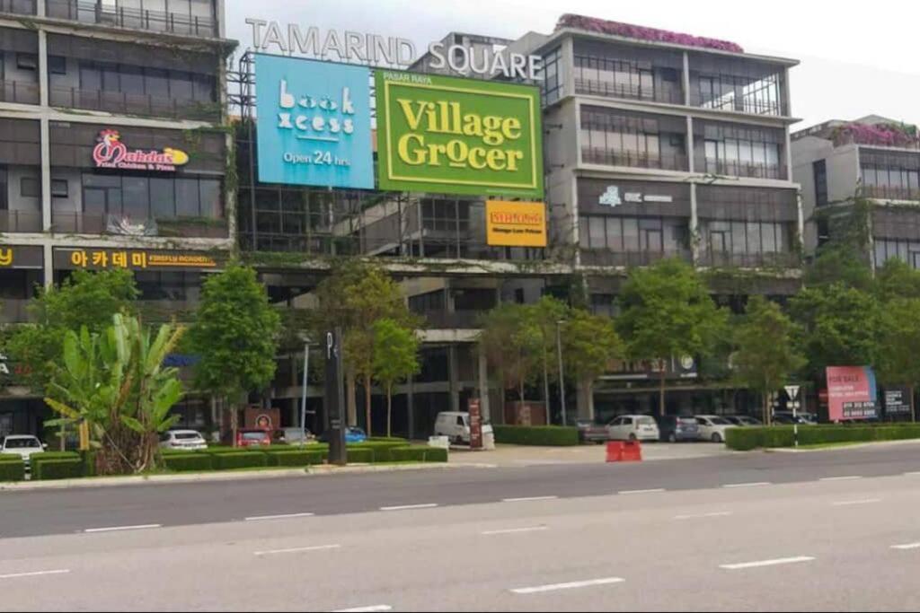 Luxury Stay-Tamarind Suite Cyber Cyberjaya Bagian luar foto