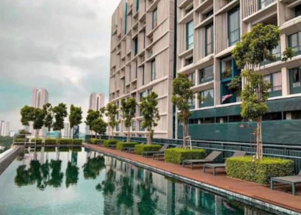 Luxury Stay-Tamarind Suite Cyber Cyberjaya Bagian luar foto