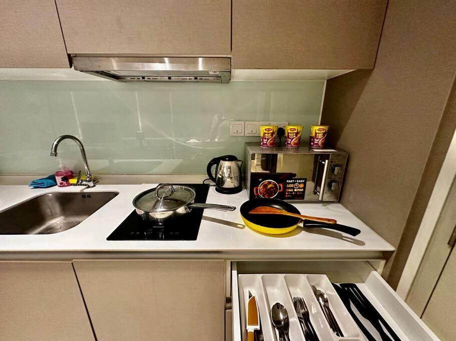 Luxury Stay-Tamarind Suite Cyber Cyberjaya Bagian luar foto